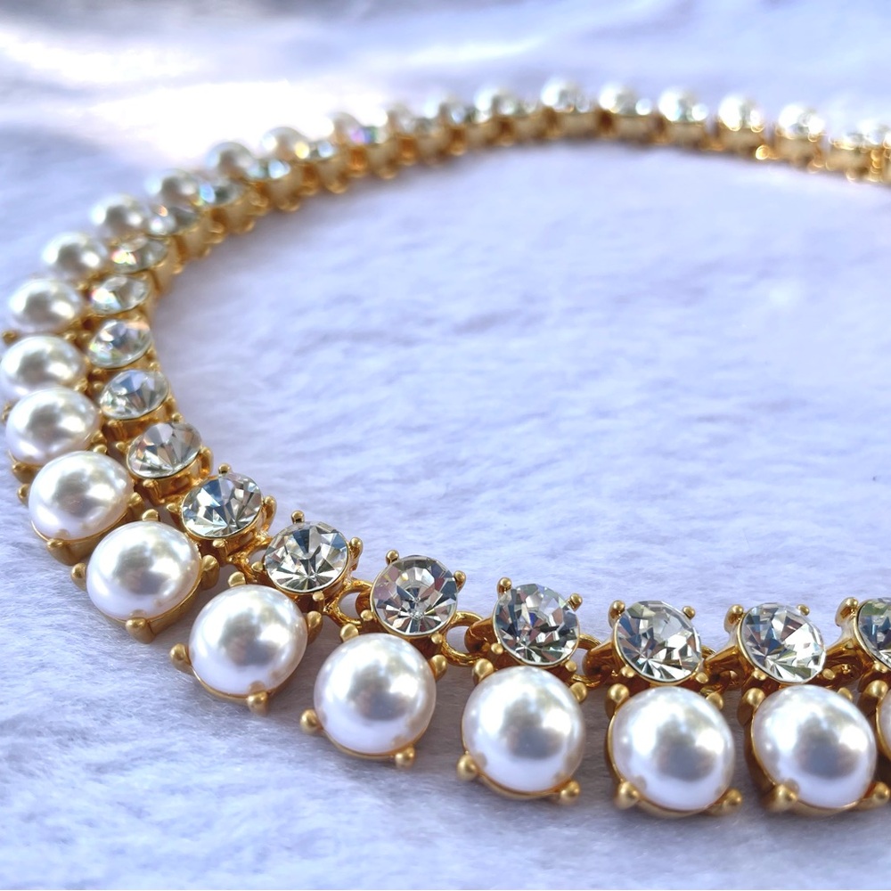 Oscar de la Renta Pearl and Crystal necklace